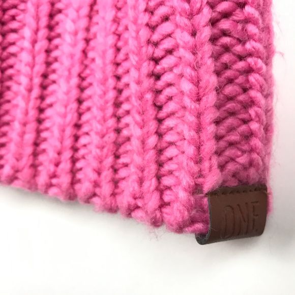 🍎 One Teaspoon Oversized Pullover Sweater Small - Picture 7 of 8